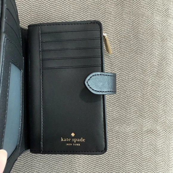 Kate Spade Black Quilted Leather Wallet Brand New with Tags - Picture 4 of 9